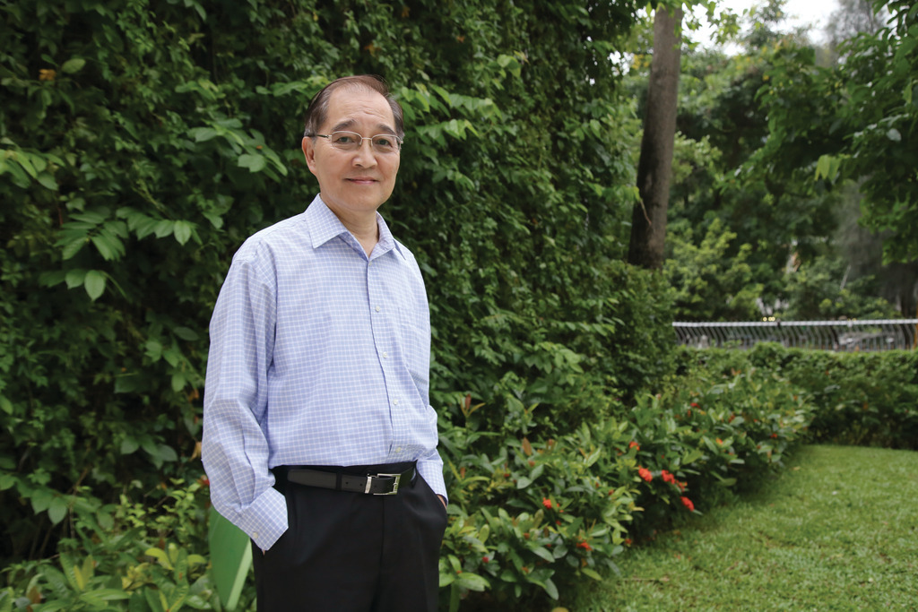 升學專家趙榮德建議，避免首三志願都填寫熱門學校。（香港經濟日報資料圖片）